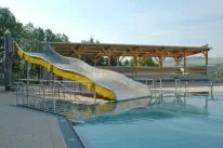 Rutsche im Freibad Unterwellenborn